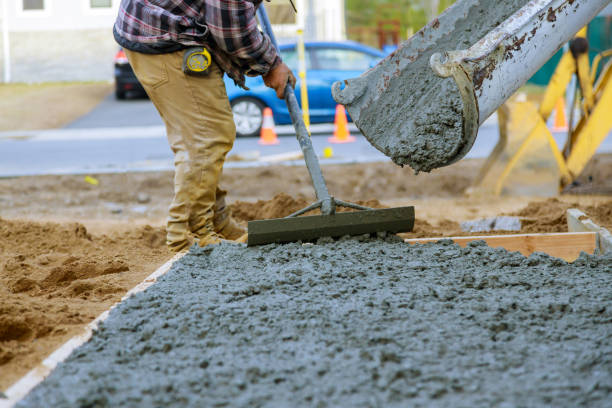 Best Concrete Patio Contractor  in Bladenboro, NC