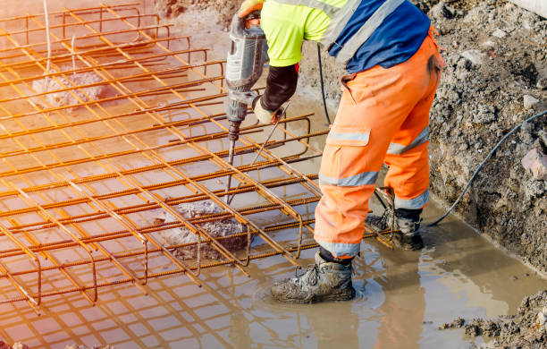 Best Custom Concrete Contractor  in Bladenboro, NC